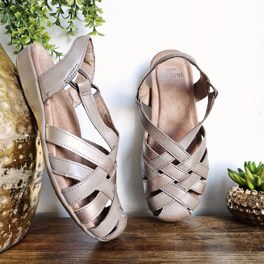 Earth Origins Genuine Leather Berri Wide Women's Taupe Sandals Size 6.5W
